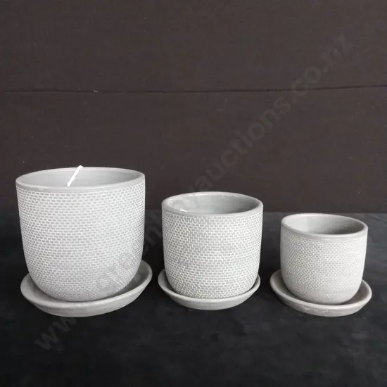 3 GREY PLANT POTS ON BASES