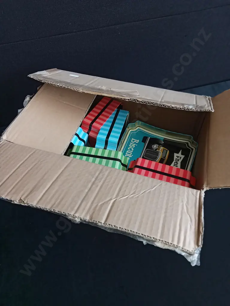 BOX OF CAR BISCUIT TINS Image 1++