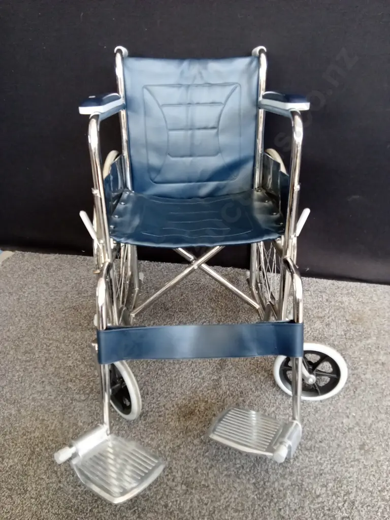 WAGNER BUDGET WHEELCHAIR Image 1++