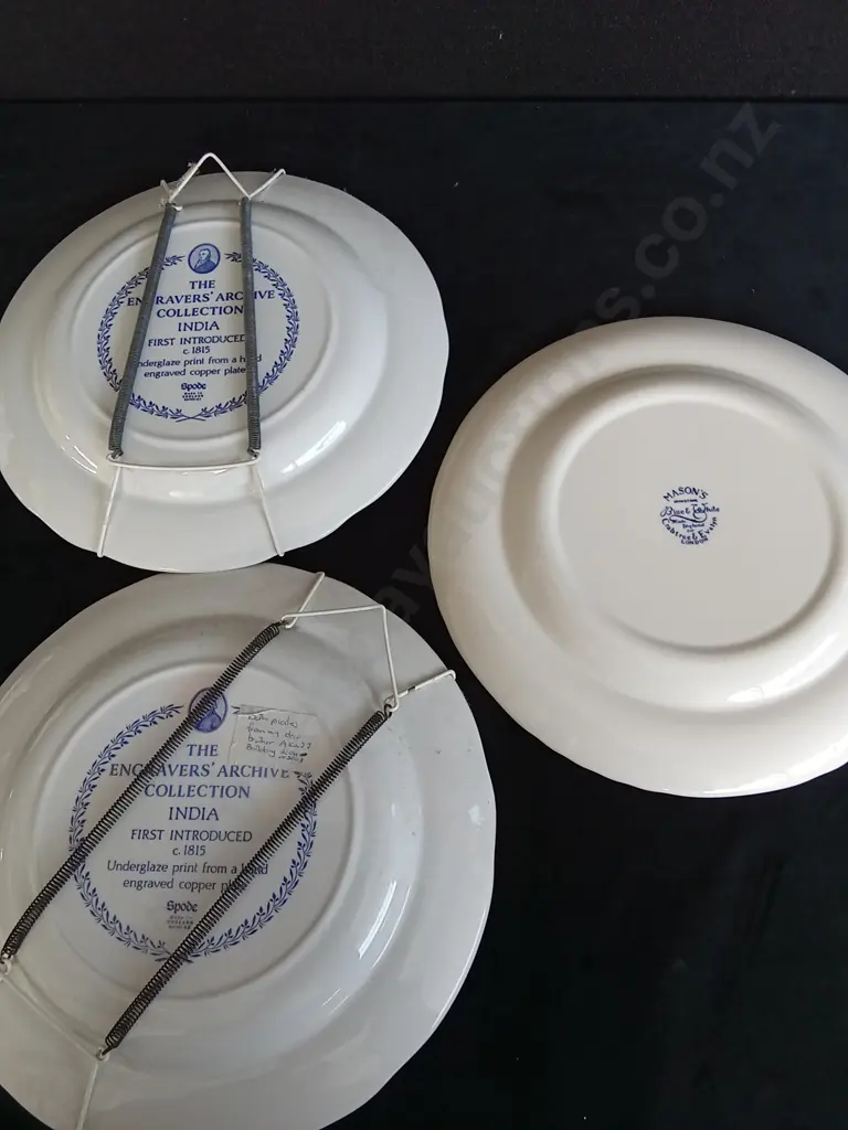 3 DECORATIVE PLATES Image 1++