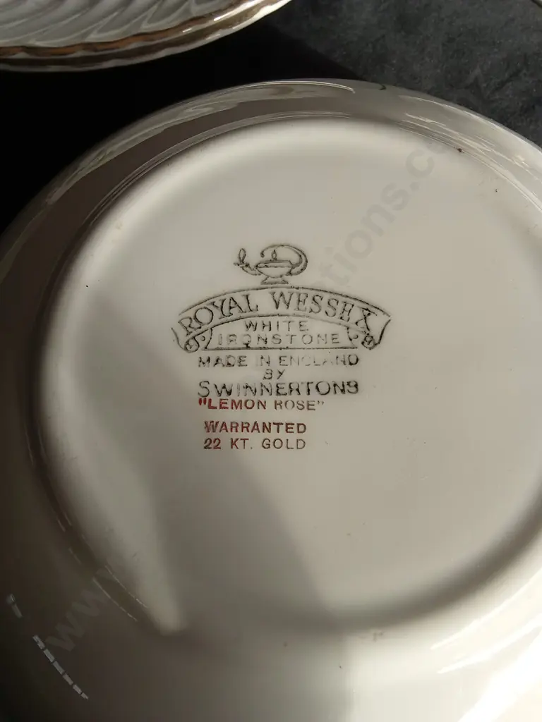 10 PIECES FLORAL DISHWARE Image 1++