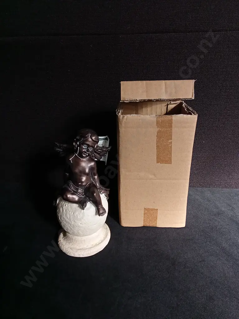 BRAND NEW DECORATIVE CHERUB FIGURE Image 1++