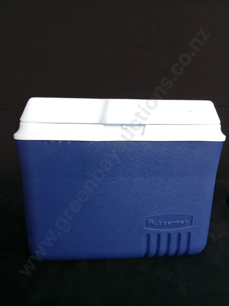RUBBERMAID COOLER H33CM Image 1++