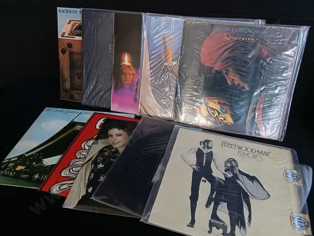MIX OF 10 VINTAGE RECORDS Image 1++