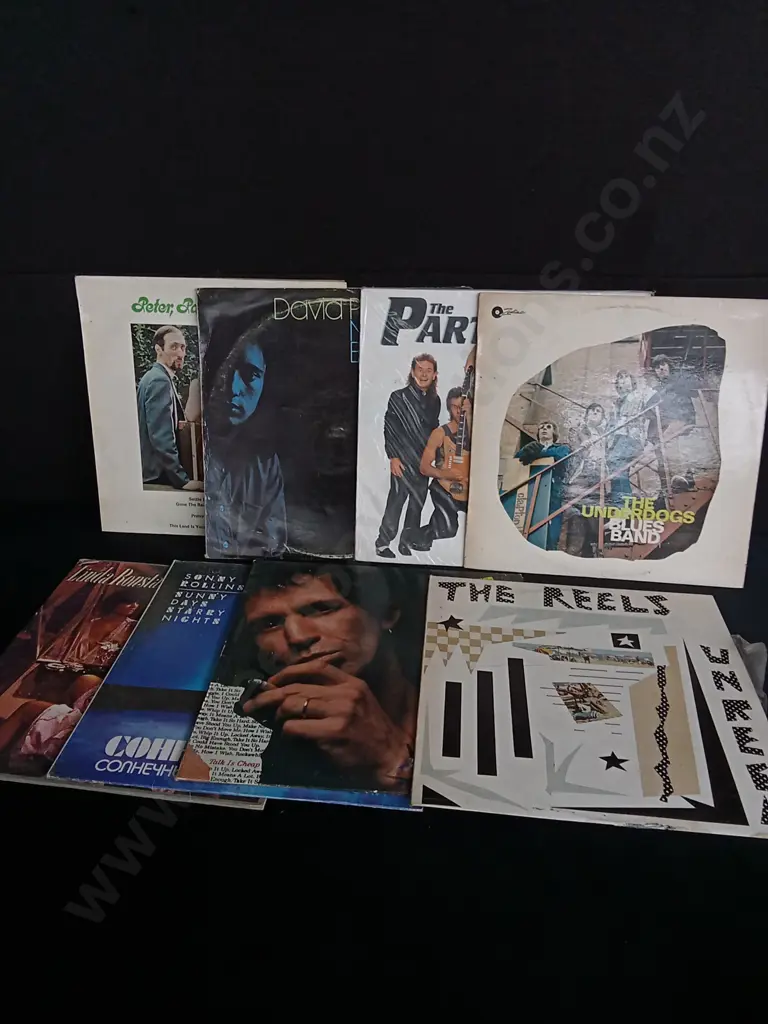 8 VINTAGE VINYL RECORDS Image 1++