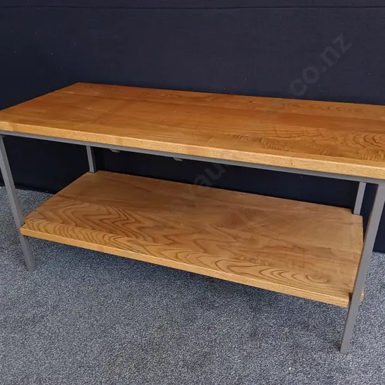 WOODEN WORK BENCH H 72CM X W 1.42 M X D 63 CM