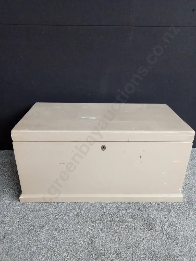 BEIGE PAINTED VINTAGE CHEST L1.05M D53CM H51CM Image 1++