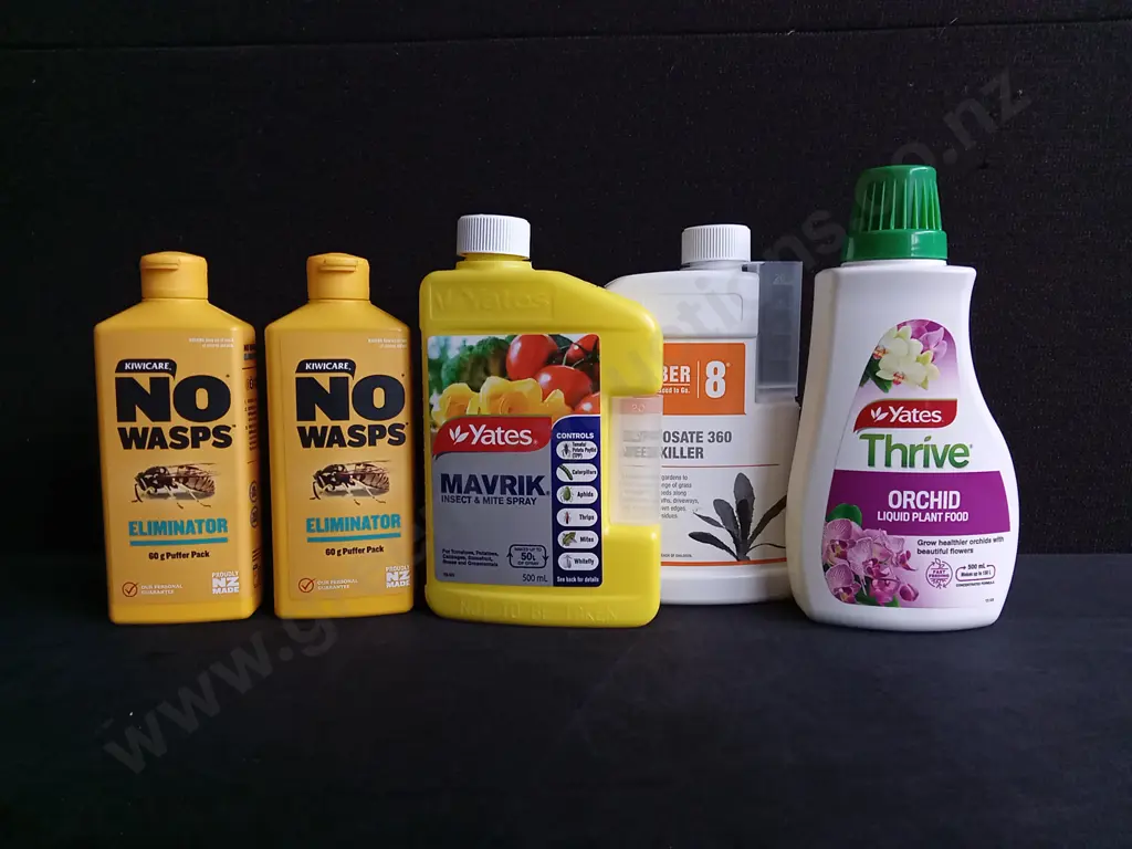 5 PIECES BRAND NEW GARDEN PRODUCTS Image 1++