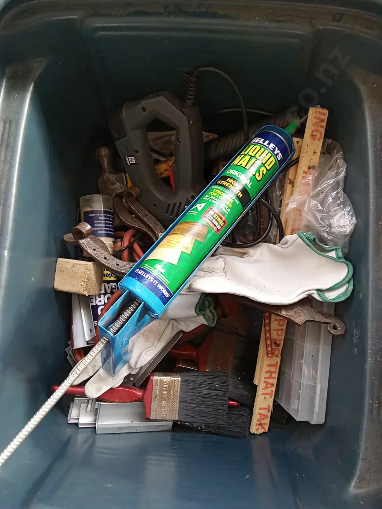 MISCELLANEOUS MIX OF TOOLS Image 1++