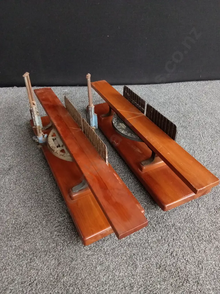 2 VINTAGE STANLEY MITER BOXES Image 1++