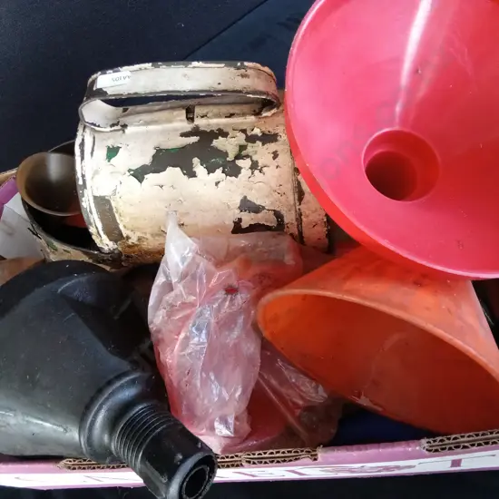 BOX OF FUNNELS