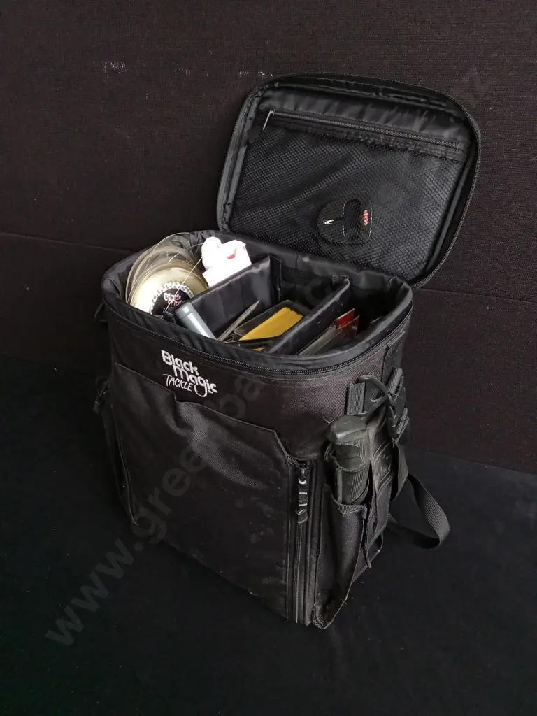 BLACK MAGIC FISHING TACKLE BAG, INCLUDING CONTENTS Image 1++