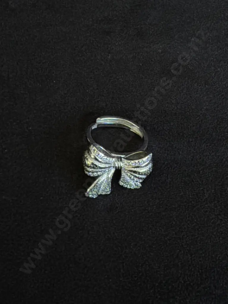 925 STERLING SILVER BOW RING Image 1++