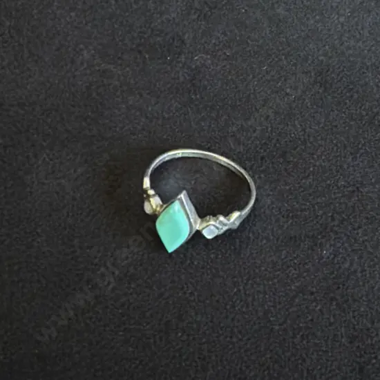 925 STERLING SILVER TURQUOISE RING