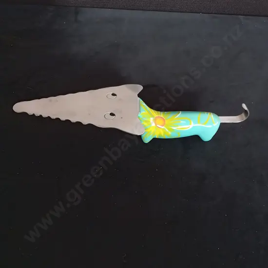 PYLONES DOG KNIFE