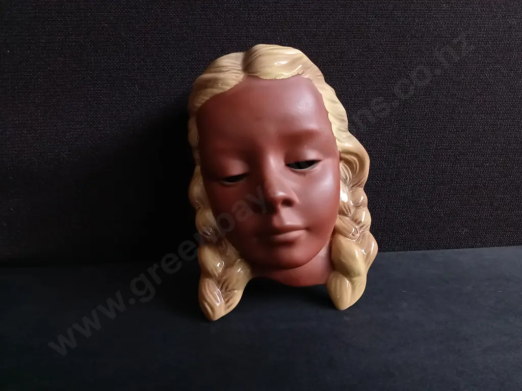 VINTAGE CORTENDORF CERAMIC WALL MASK 3473 GIRL WITH BLONDE BRAIDS WEST GERMANY 1950S Image 1++