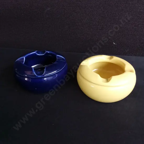 PAIR OF VINTAGE DOULTON LAMBETH ENGLAND ASHTRAYS
