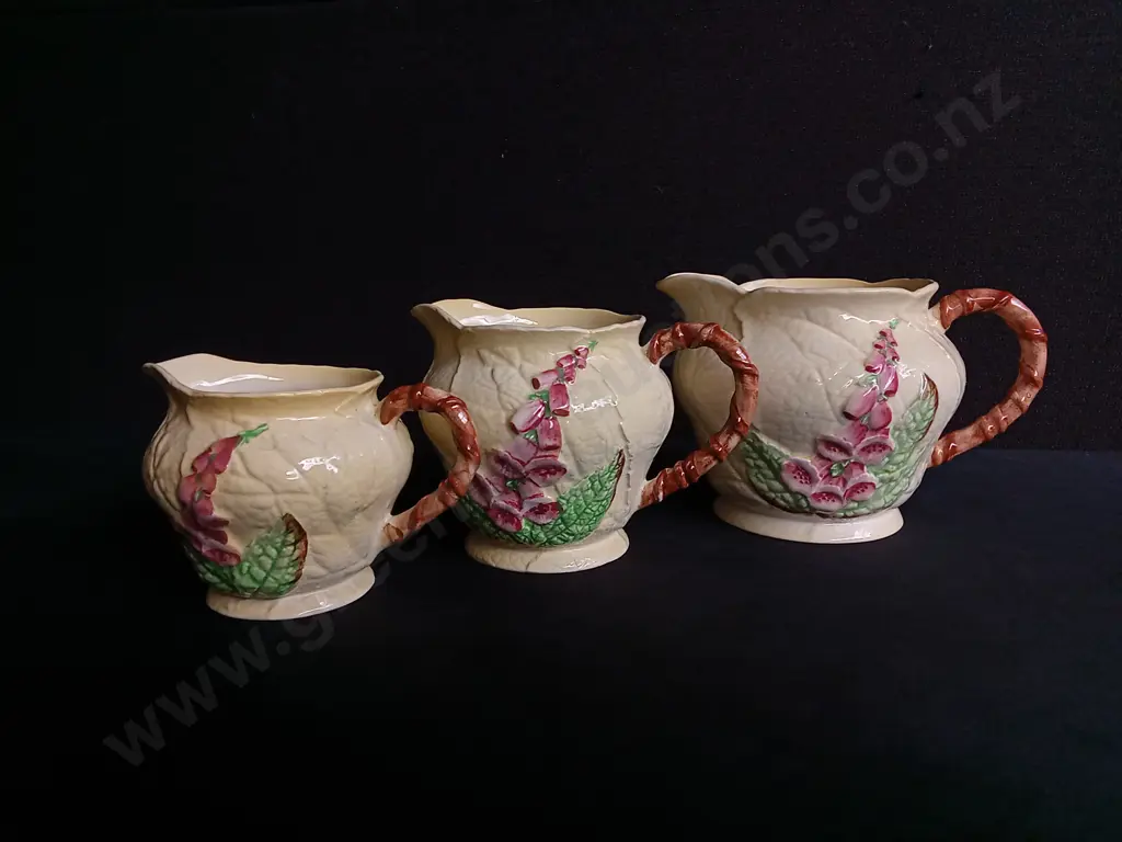 SET OF THREE VINTAGE CARLTON "FOXGLOVE" JUGS MADE IN ENGLAND Image 1++