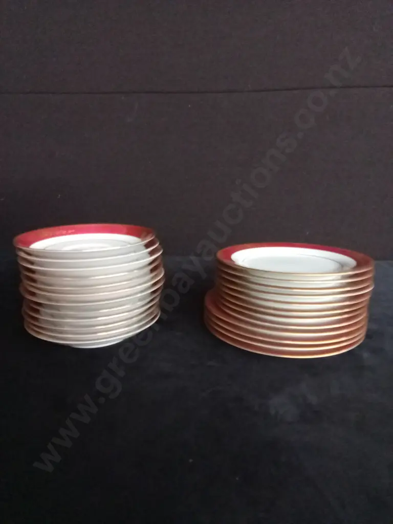 36 PIECES NORITAKE FINE PORCELAIN CUPS AND SAUCERS Image 1++