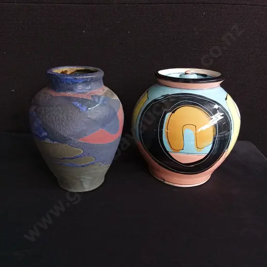 VINTAGE DAVID HUFFMAN OVOID MATTE VASE AND VINTAGE ANDREW VAN DER PUTTEN STUDIO POTTERY LIDDED JAR