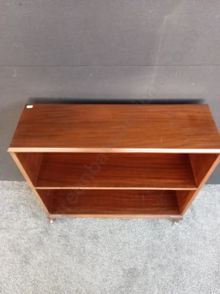 WOODEN BOOKCASE WITH CABRIOLE-STYLE LEGS H88CM L92CM D29CM Image 1++