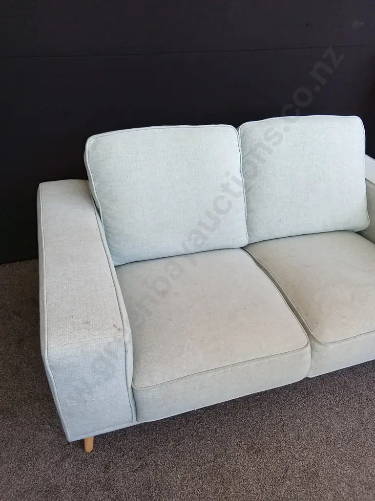 TWO SEATER BLUE FABRIC COUCH Image 1++