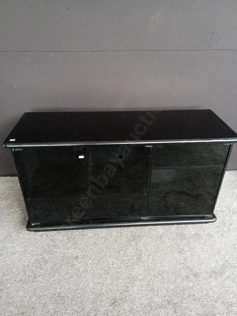 BLACK TELEVISION CABINET H72CM D45CM L1.29M Image 1++