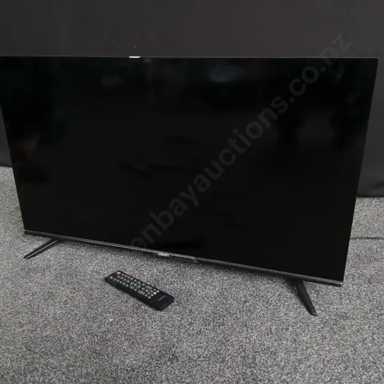 VEON TV WITH REMOTE, WORKING