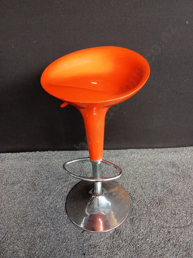 ORANGE BAR STOOL Image 1++