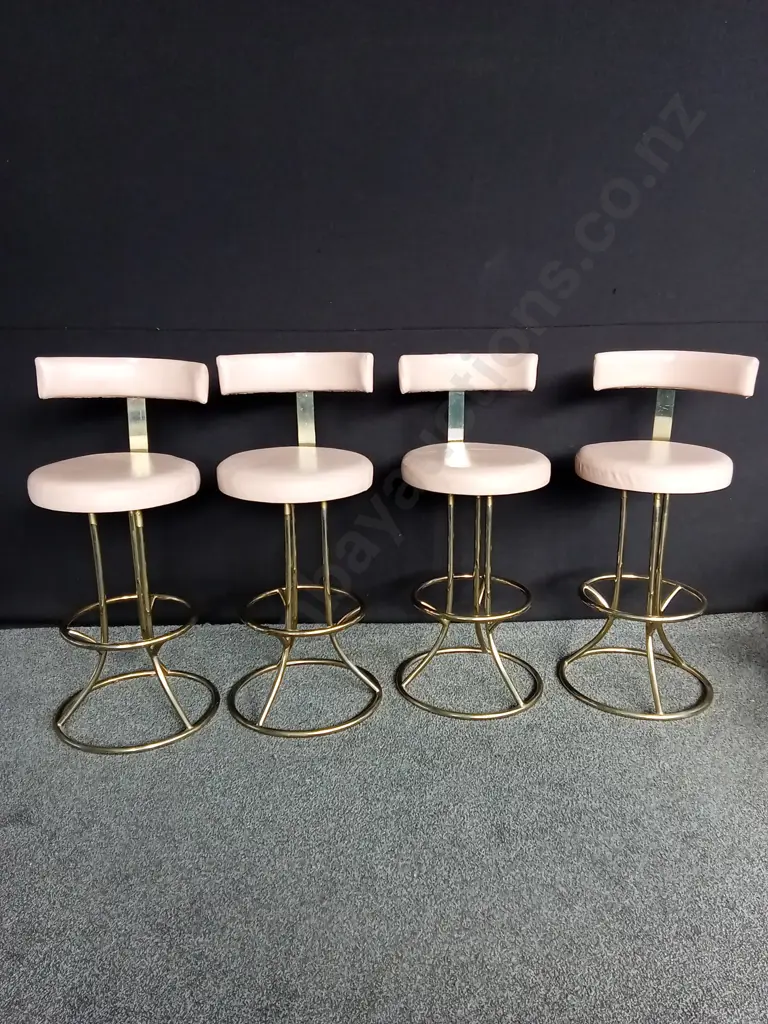 4 GOLD AND PINK COLOURED BAR STOOLS Image 1++