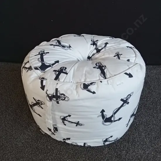 CUSHIONED OTTOMAN