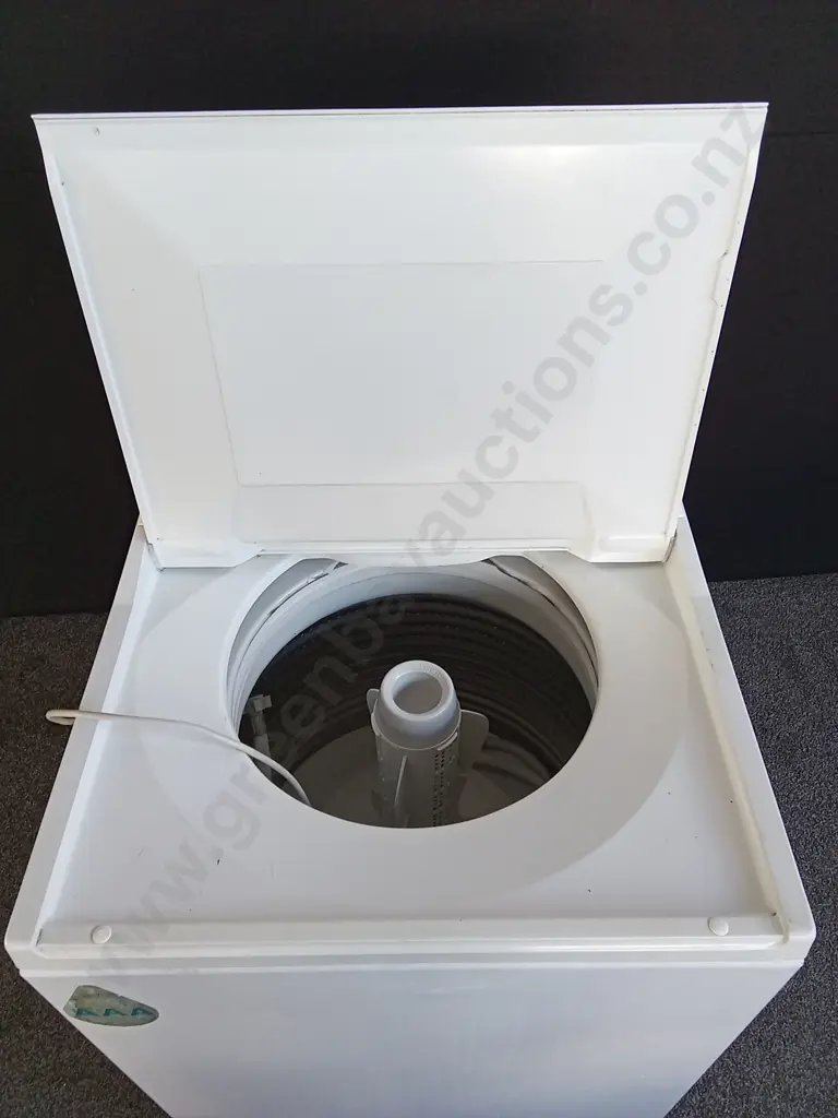 KELVINATOR WASHING MACHINE BY FISHER&PAYKEL WORKING Image 1++