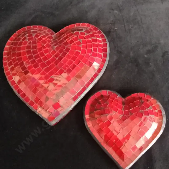 2 MOSAIC HEARTS