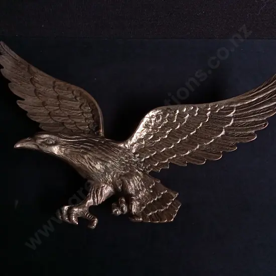 VINTAGE BRASS EAGLE WALL PLAQUE APPROX 43CM WIDE