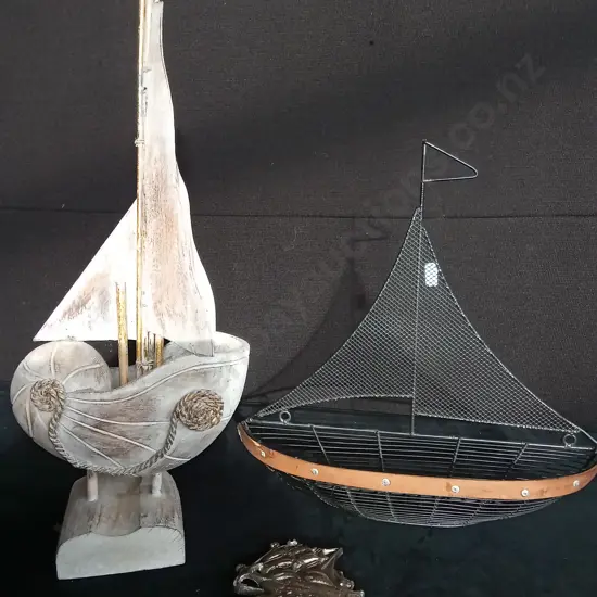 3 DECORATIVE SHIPS, TALLEST H 56 CM
