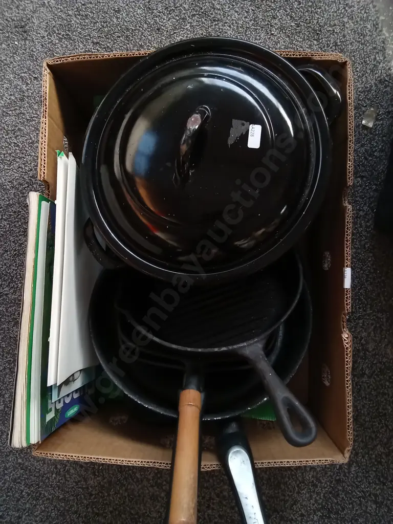 BOX LOT OF KITCHENWARE Image 1++