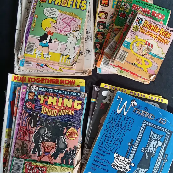 COLLECTION OF VINTAGE COMICS