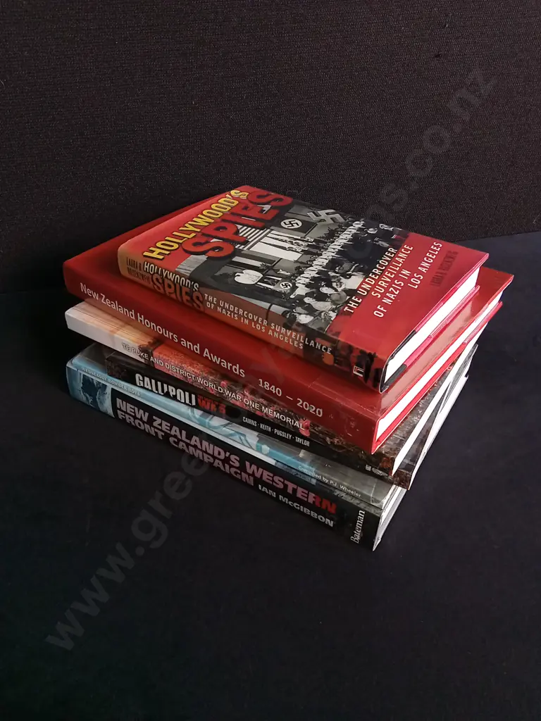 6 BOOKS ON WAR Image 1++