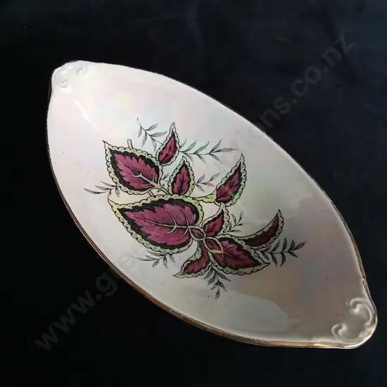 VINTAGE MALING DISH