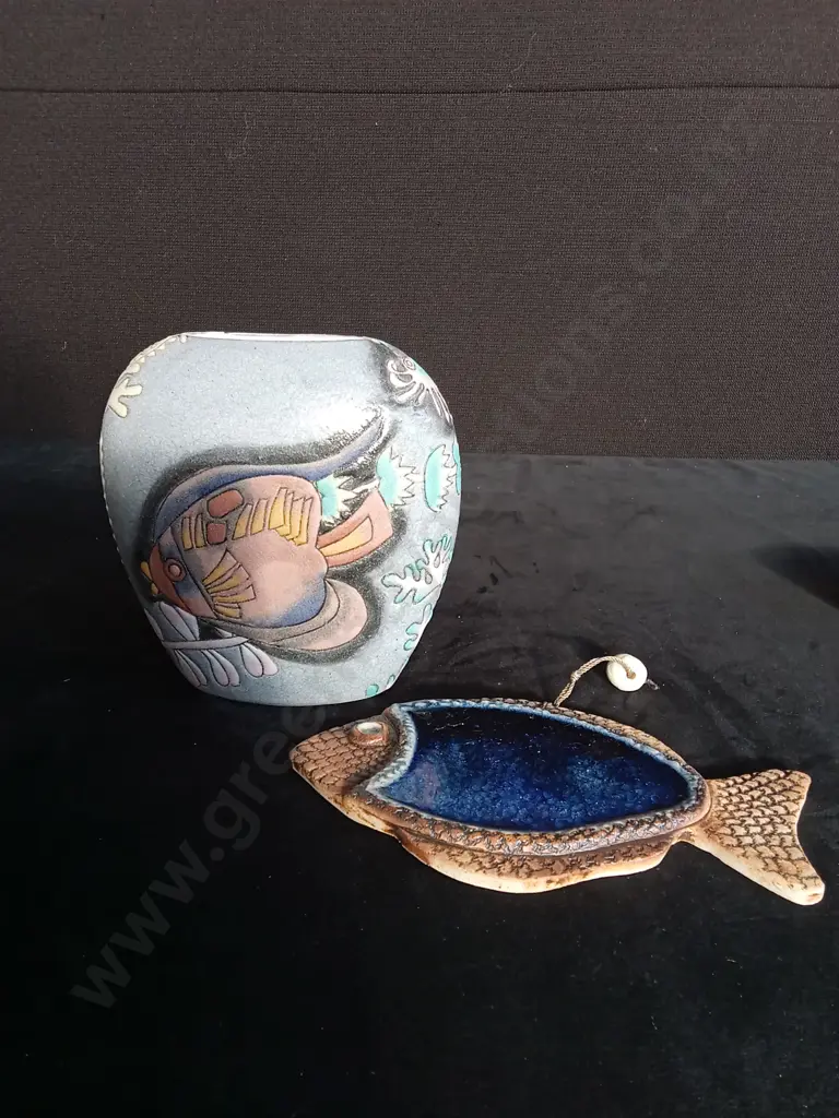 2 FISH DECOR ITEMS Image 1++