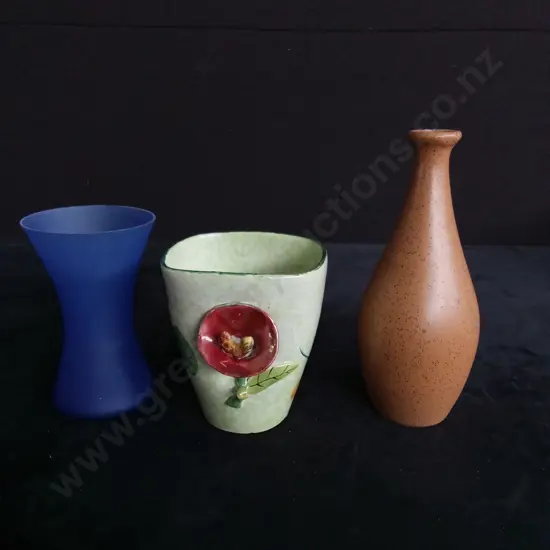 3 VASES