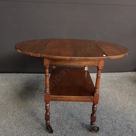 VINTAGE OAK TEA TROLLEY WITH FOLDING SIDES L94CM D70CM H67CM
