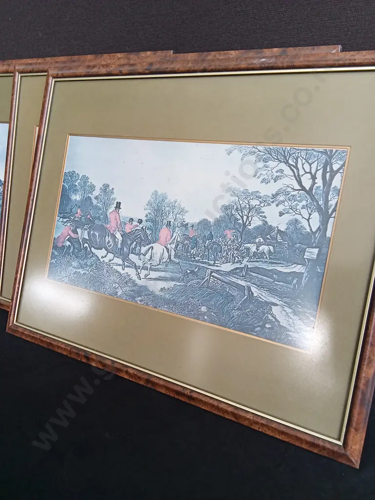 SET OF 4 FRAMED ENGLISH FOX HUNTING PRINTS Image 1++