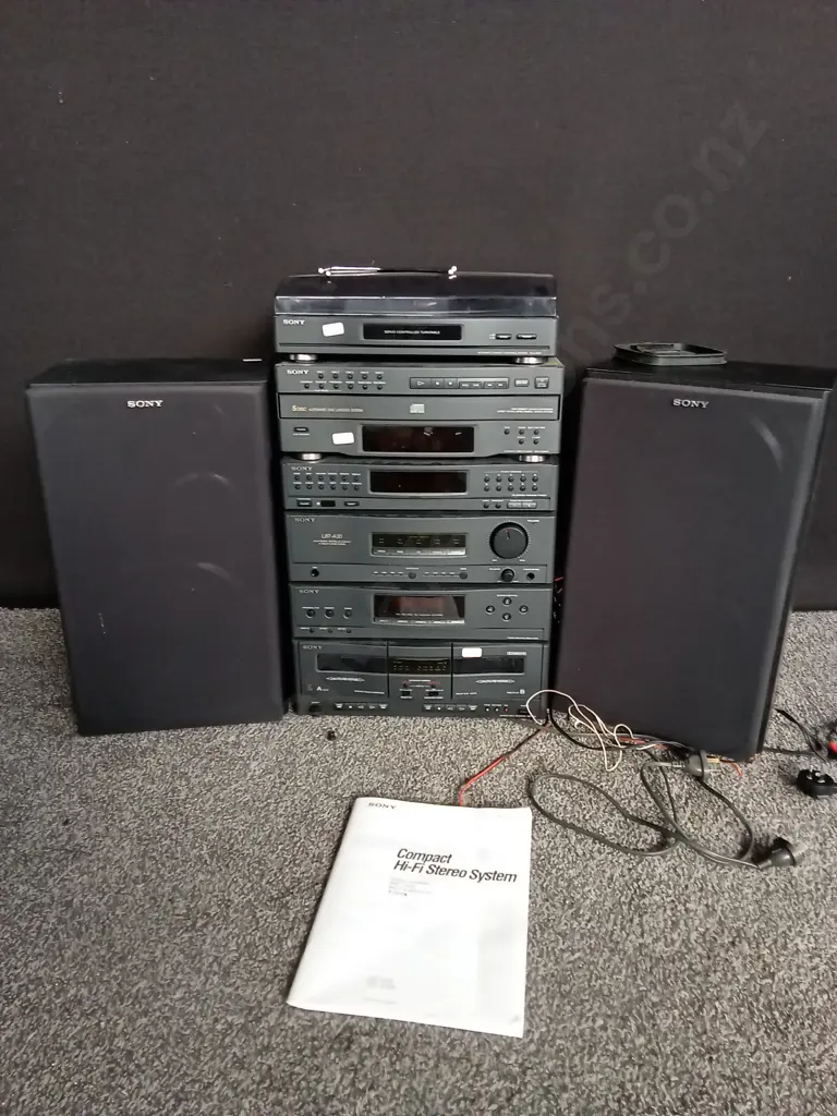 COMPACT HI-FI STEREO SYSTEM WITH SPEAKERS WORKING Image 1++