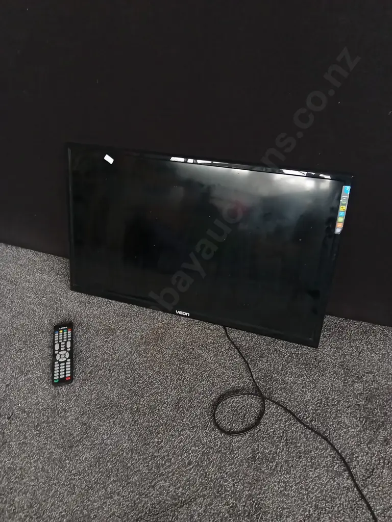VEON TV WITH REMOTE, WORKING Image 1++