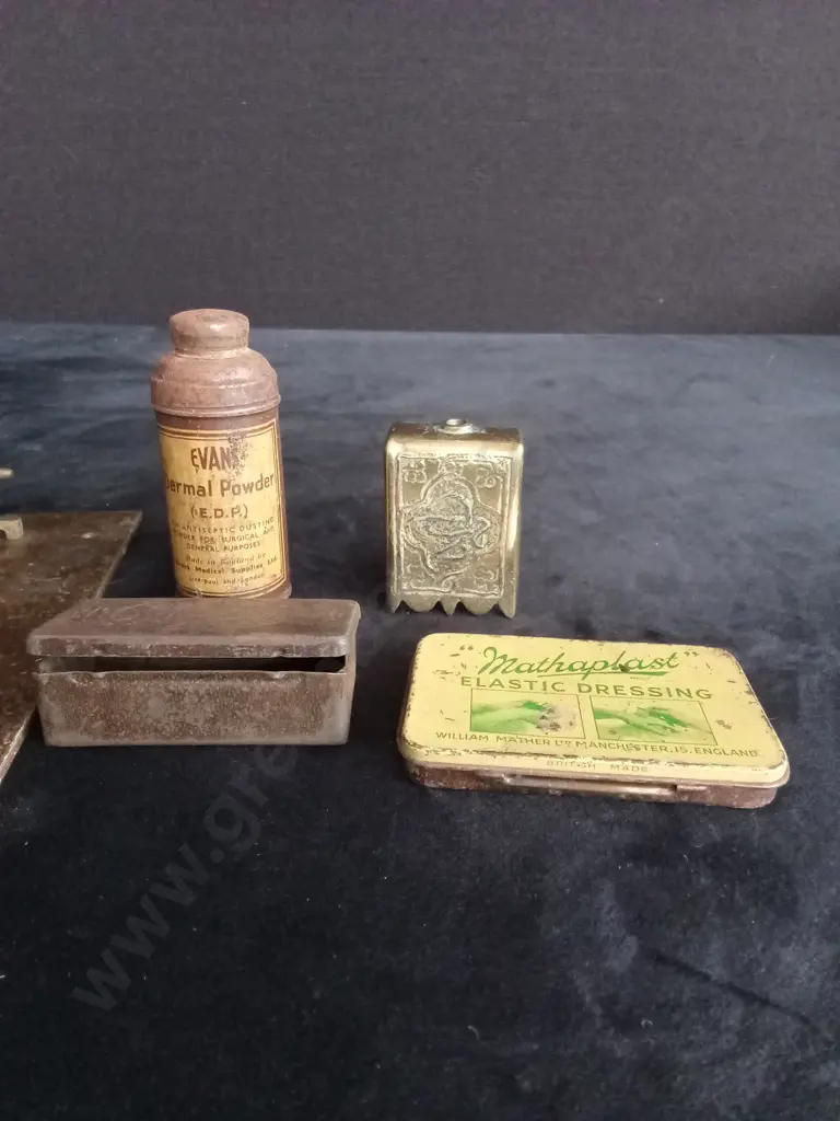 6 VINTAGE ITEMS Image 1++