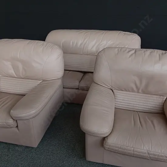 VINTAGE DUSTY PINK LEATHER 2 SEATER COUCH AND ARMCHAIRS