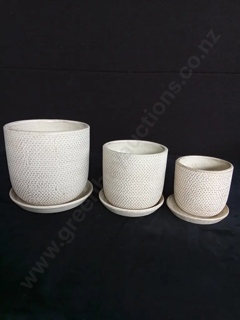 3 SAND PLANT POTS ON BASES Image 1++