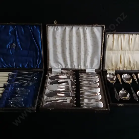 3 VINTAGE BOXED DUTLERY SETS, STAINLESS CHRONIUM PLATE AND EPNS FISH EATER SETS AND DESSERT SPOONS