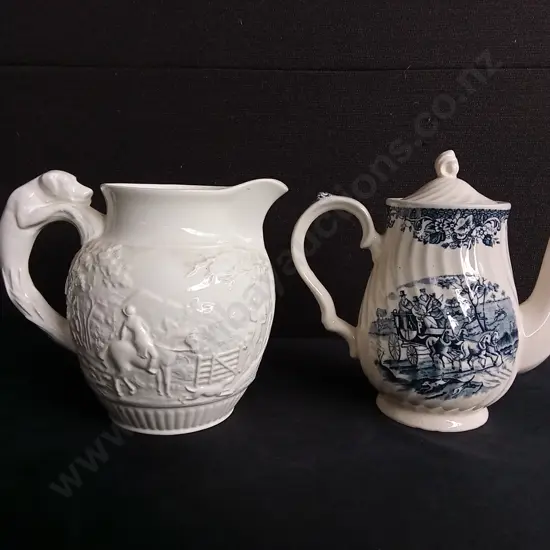 VINTAGE WEDGEWOOD CREAMWARE "DEVONSHIRE" PITCHER AND HOMESTEAD POT